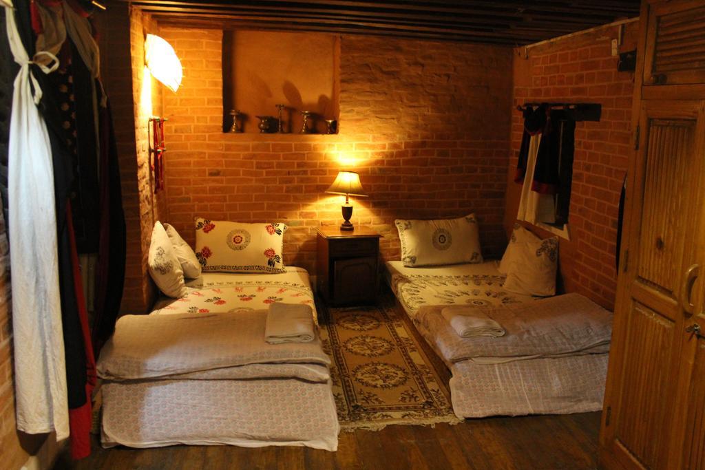 高斯腾住宿加早餐旅馆 Lalitpur 客房 照片
